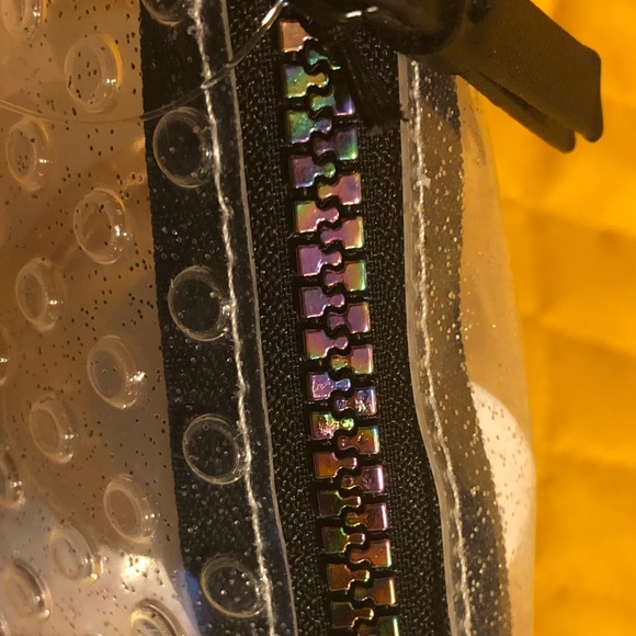 PINK. SOLD - Picture 3 of 8